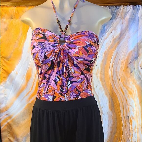 Legend floral romper - Picture 1 of 5